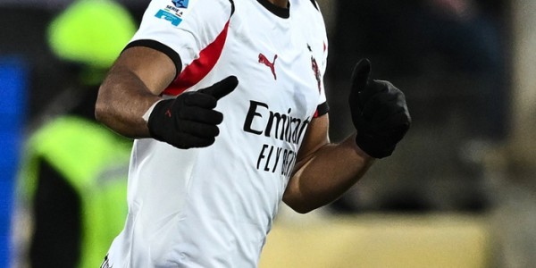 恩昆库否认离队传闻，表态只想留在米兰|AC米兰|运动员发声|ac米兰|恩昆库留队_新浪体育_新浪新闻