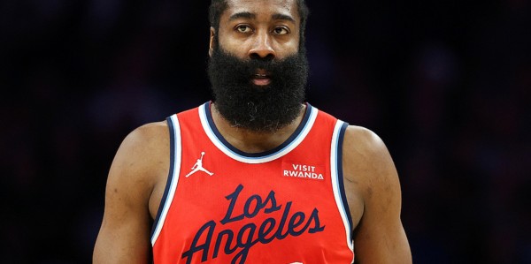 500彩票网官方-西部排名又乱了：独行侠创NBA奇迹，湖人收大礼，5队排名互换