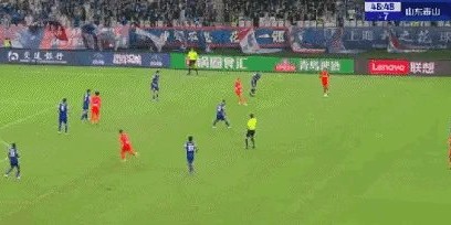 【中超】卡扎伊什维利戴帽徐皓阳头球 申花3比3泰山