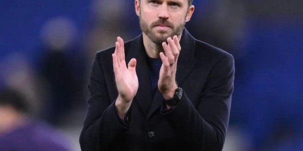 500万彩票网-纽卡主帅谈曼联锋线引援：非常出色，祝贺红魔；邮报：马奎尔从生病中恢复，将进入比赛大名单