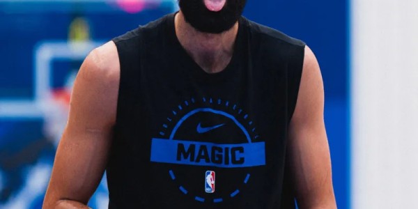 格鲁吉亚守护神！魔术官方晒比塔泽的训练照与球迷分享